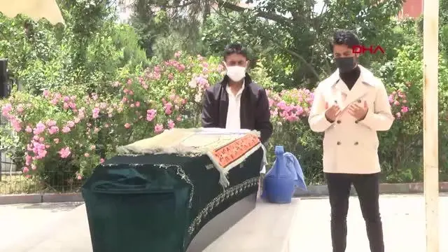 TEKİRDAĞ RAFET EL ROMAN, BABASINI SON YOLCULUĞUNA UĞURLADI