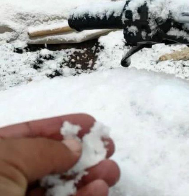 Turizm merkezi Kaş'ta yağan kar şaşkınlığı