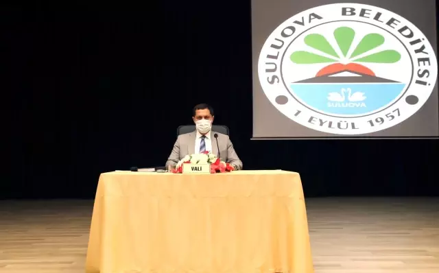 Vali Varol, Suluova'da muhtarlarla bir araya geldi Vali Varol, Suluova'da muhtarlarla bir araya geldi