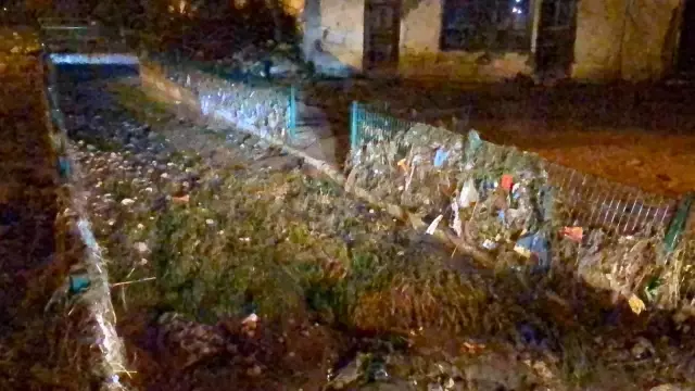 Afyonkarahisar'da 3 ev sular altında kaldı Afyonkarahisar'da 3 ev sular altında kaldı