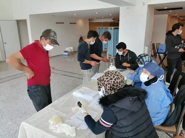Afyonkarahisar'da OSB'deki çalışanlar mobil ekiplerce aşılanıyor Afyonkarahisar'da OSB'deki çalışanlar mobil ekiplerce aşılanıyor