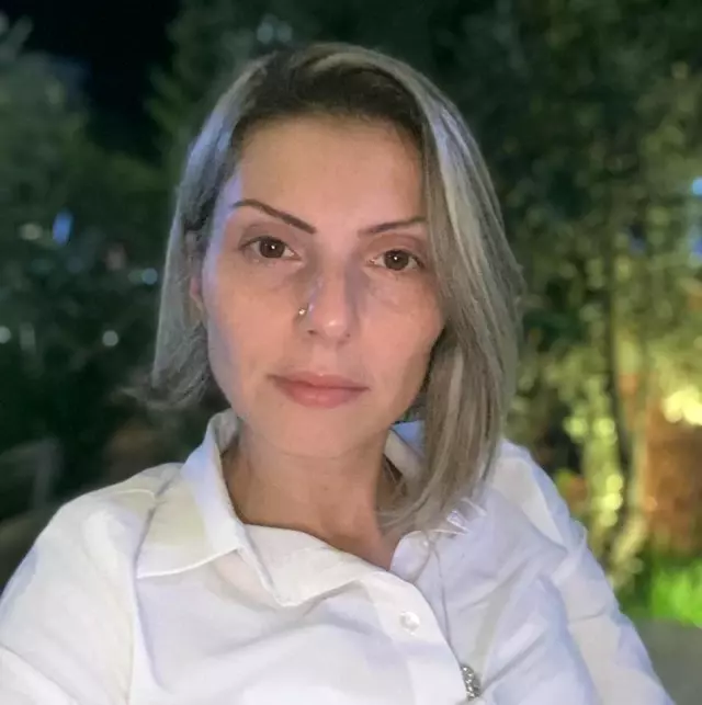 2 çocuk annesi kadını kıskançlık nedeniyle öldüren şahıs ağırlaştırılmış müebbet cezası aldı 2 çocuk annesi kadını kıskançlık nedeniyle öldüren şahıs ağırlaştırılmış müebbet cezası aldı