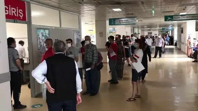 Aşı merkezlerinde hareketlilik devam ediyor Aşı merkezlerinde hareketlilik devam ediyor