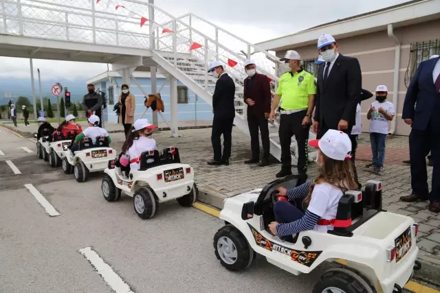 Çocuklara eğitim parkında 'trafik bilinci' kazandırılıyor