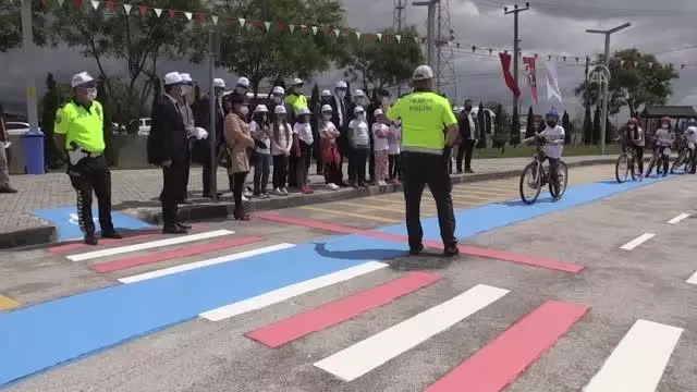 Çocuklara eğitim parkında 'trafik bilinci' kazandırılıyor