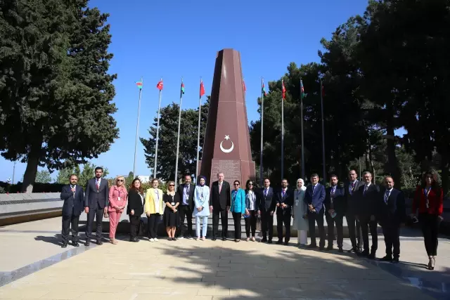 Son dakika haberleri: Cumhurbaşkanı Erdoğan, Azerbaycan'da gazetecilerin sorularını yanıtladı: (1)