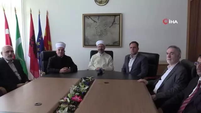 Diyanet İşleri Başkanı Erbaş, Gostivarlılarla bir araya geldi