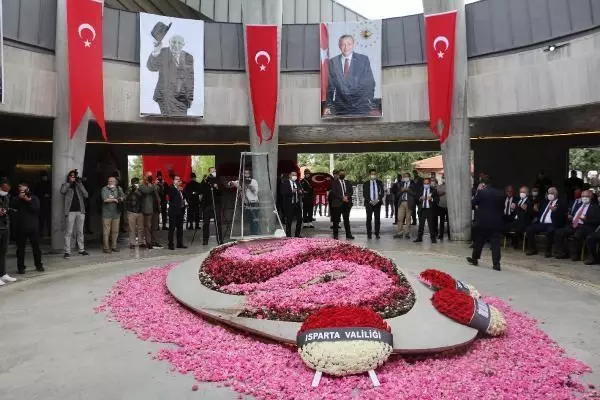 Dokuzuncu Cumhurbaşkanı Demirel, ölümünün 6'ncı yılında anıldı