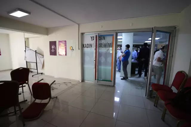HDP Eş Genel Başkanı Buldan, silahlı saldırının gerçekleştiği partisinin İzmir İl Başkanlığında inceleme yaptı
