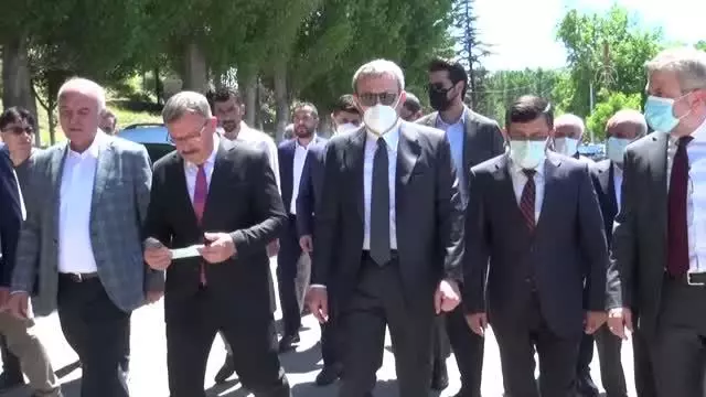KAHRAMANMARAŞ - AK Parti Grup Başkanvekili Mahir Ünal, gençlerle buluştu
