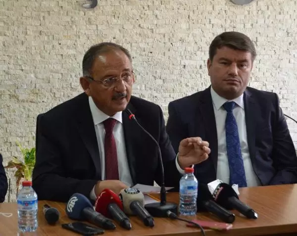 Son dakika haberi | AKSARAY MEHMET ÖZHASEKİ: ÖZGÜVEN PATLAMASI YAŞIYORLAR