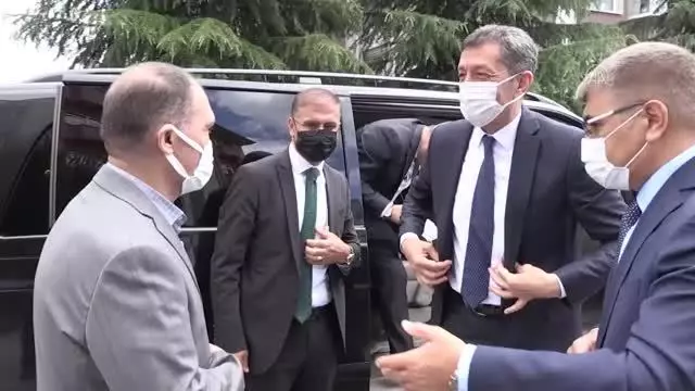 Son dakika... Milli Eğitim Bakanı Selçuk, ziyaretlerde bulundu