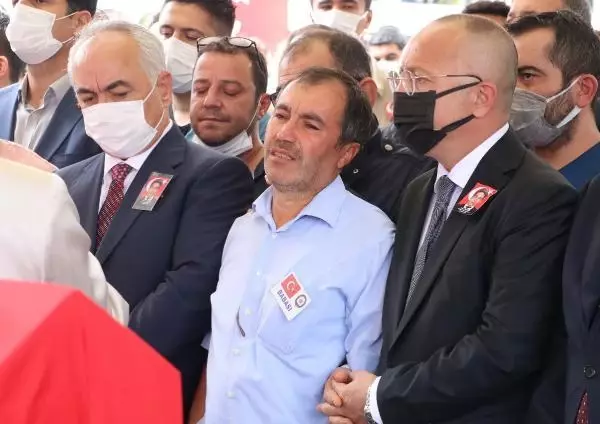 Son dakika gündem: MUĞLA'DA ŞEHİT POLİS İÇİN TÖREN; ANNE VE BABASI SELAM DURDU