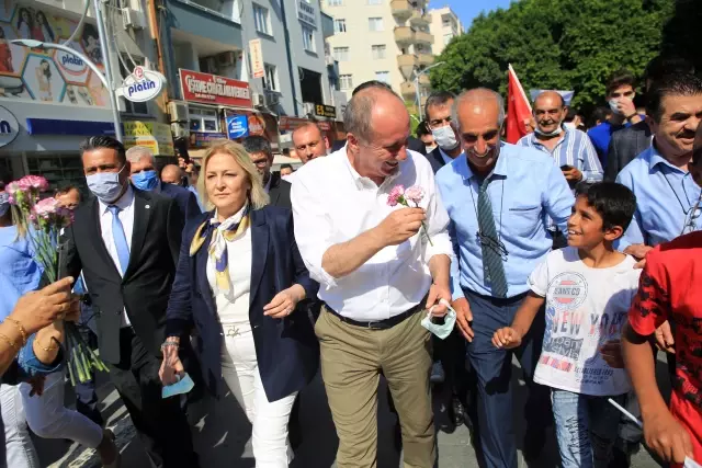 Muharrem İnce, partisinin Tarsus İlçe Başkanlığının açılışına katıldı