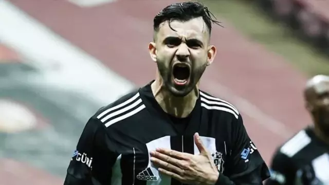Rachid Ghezzal, Beşiktaş'ta oynamak için başka takımlardan gelen teklifleri reddediyor Rachid Ghezzal, Beşiktaş'ta oynamak için başka takımlardan gelen teklifleri reddediyor