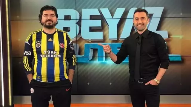 Rasim Ozan Kütahyalı'dan TFF'ye öneri: Bu ruhsuz takımı son maçta Fatih Terim yönetsin Rasim Ozan Kütahyalı'dan TFF'ye öneri: Bu ruhsuz takımı son maçta Fatih Terim yönetsin