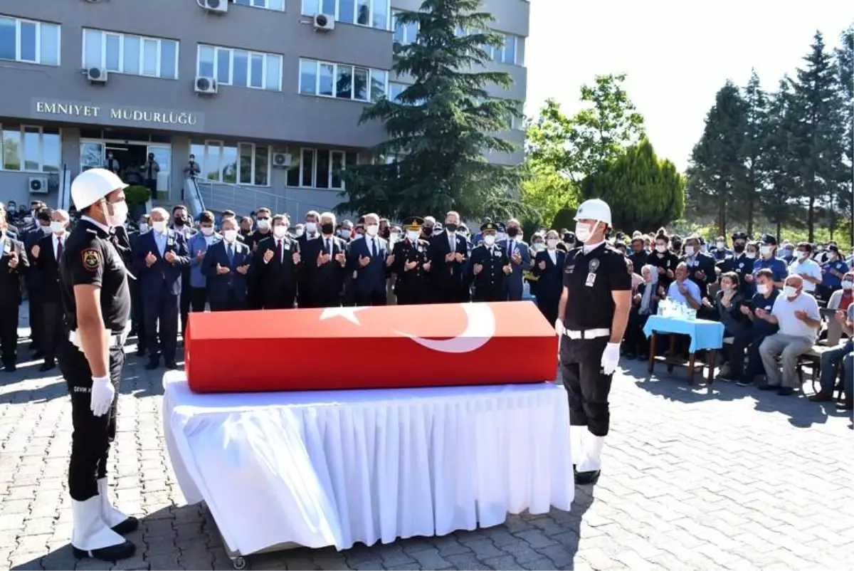 Şehit Ercan Yangöz'ün Naaşı Düzenlenen Törenle Memleketine Uğurlandı