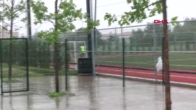 spor mac oynanirken sahaya kopek girdi 2 14207101 o