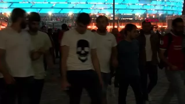 SPOR Türk taraftarlar Milli Takım'ın oyununa üzüldü