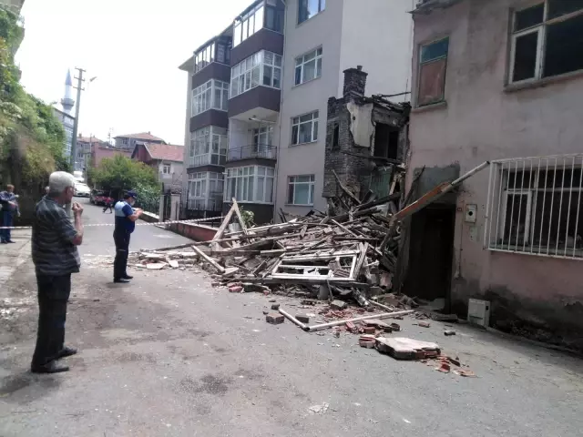 Tarihi bina ayakta duramadı