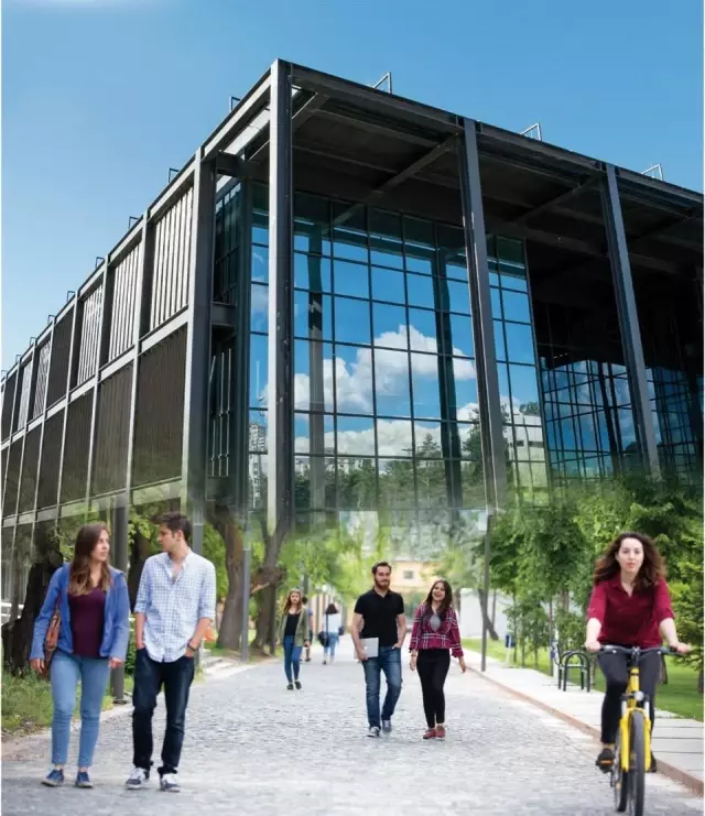 AGÜ, WURI 2021 Dünya Yenilikçi Üniversiteler sıralamasında İlk 30'da