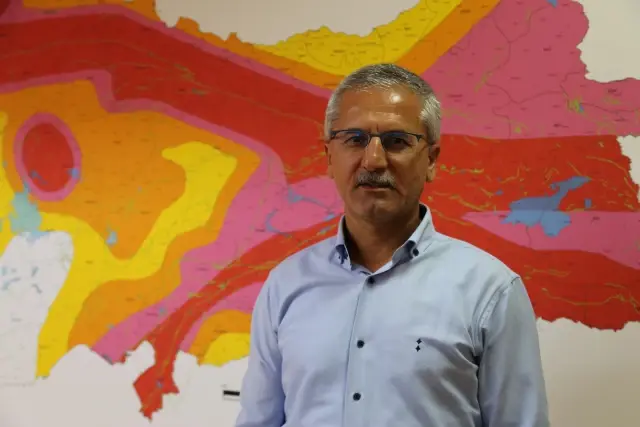 Akdeniz Üniversitesi Öğretim Üyesi Merdun'dan 'kuraklık' ve 'su yönetimi' uyarısı