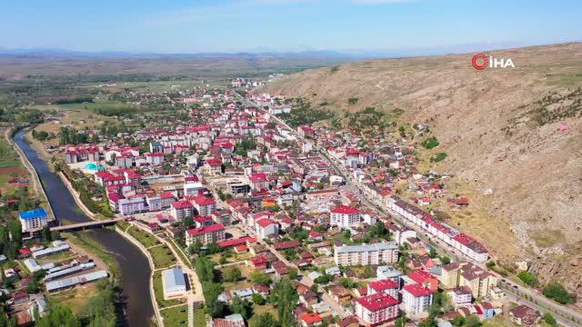 Asırlık dükkan da son kalay ustası