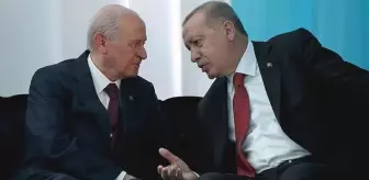 Bahçeli'den seçim için 3 şart! Raporu Cumhurbaşkanı Erdoğan'a sunacaklar Bahçeli'den seçim için 3 şart! Raporu Cumhurbaşkanı Erdoğan'a sunacaklar