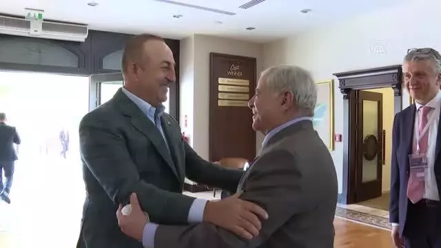 Son Dakika | Bakan Çavuşoğlu, Ürdün Eski Başbakanı ve eski Uluslararası Adalet Divanı üyesi Hasawne ile görüştü Son Dakika | Bakan Çavuşoğlu, Ürdün Eski Başbakanı ve eski Uluslararası Adalet Divanı üyesi Hasawne ile görüştü