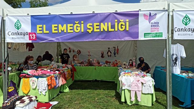 Başkent'te kadınlara ve müzisyenlere destek
