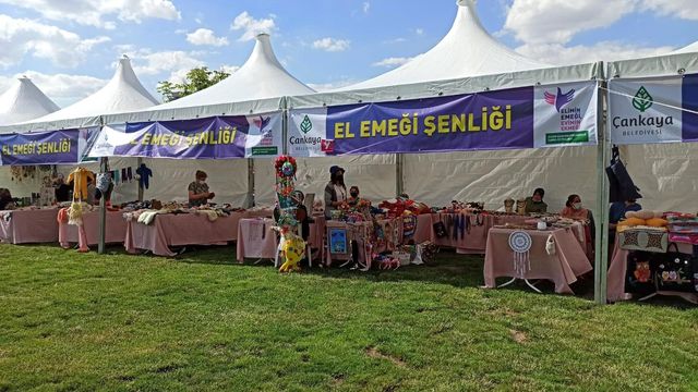 Başkent'te kadınlara ve müzisyenlere destek