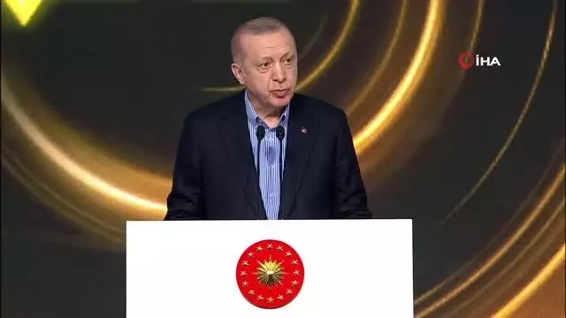 Cumhurbaşkanı Erdoğan: 'BM salgını ancak 100 gün sonra gündemine alabildi. Salgın karşısında işbirliğini yerini rekabetçi politikalara bıraktı' Cumhurbaşkanı Erdoğan: 'BM salgını ancak 100 gün sonra gündemine alabildi. Salgın karşısında işbirliğini yerini rekabetçi politikalara bıraktı'