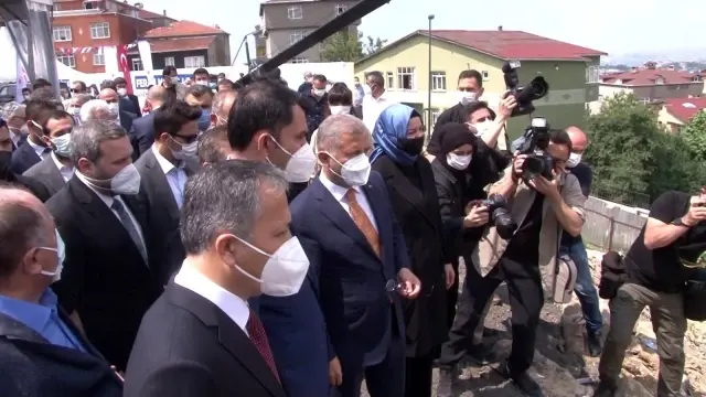 Cumhurbaşkanı Erdoğan'ın talimatıyla başlatılan kentsel dönüşüm projesinde bir adım daha atıldı: Üsküdar'da 5 bin konut yapılacak Cumhurbaşkanı Erdoğan'ın talimatıyla başlatılan kentsel dönüşüm projesinde bir adım daha atıldı: Üsküdar'da 5 bin konut yapılacak