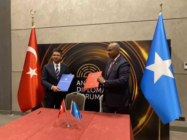 Son dakika haberleri | Cumhurbaşkanlığı Yatırım Ofisi ile Somali Yatırım Tanıtım Ajansı arasında mutabakat zaptı imzalandı