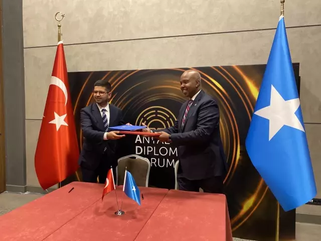 Son dakika haberleri | Cumhurbaşkanlığı Yatırım Ofisi ile Somali Yatırım Tanıtım Ajansı arasında mutabakat zaptı imzalandı