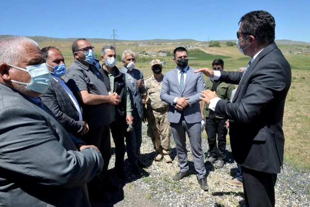 Bingöl depreminden etkilenen Erzurum'da depremzedeler için yapılacak 575 konutun temeli atıldı