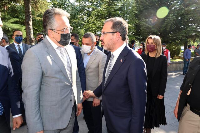 Gençlik ve Spor Bakanı Kasapoğlu Nevşehir'de
