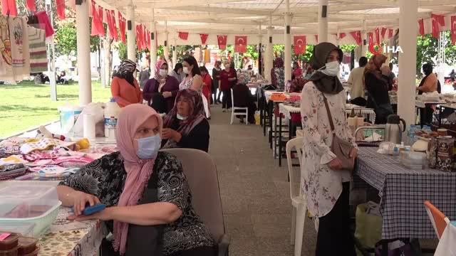 'Hanımeli Pazarı' kadınlara gelir kapısı oldu