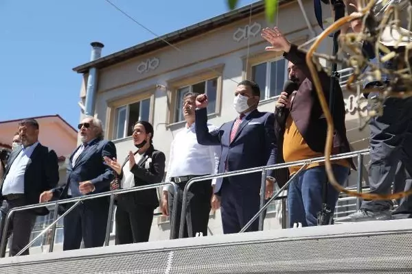 Cumhurbaşkanı adayı olacağı konuşulan İmamoğlu'ndan gövde gösterisi! İki farklı ilde iki ayrı miting yaptı