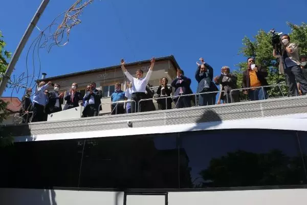 Cumhurbaşkanı adayı olacağı konuşulan İmamoğlu'ndan gövde gösterisi! İki farklı ilde iki ayrı miting yaptı