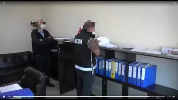 KAMUYU 10 MİLYON LİRA ZARARA UĞRATAN 14 KİŞİ TUTUKLANDI KAMUYU 10 MİLYON LİRA ZARARA UĞRATAN 14 KİŞİ TUTUKLANDI