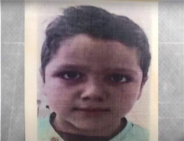 Kayıp kardeşini aramaya gelen Suriyeli çocuk, hikayesiyle herkesi yaraladı Kayıp kardeşini aramaya gelen Suriyeli çocuk, hikayesiyle herkesi yaraladı