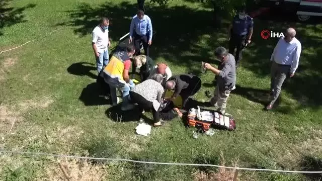 Kaza yapan araç dört takla attı, içerisindeki kişi emniyetin bahçesine uçtu Kaza yapan araç dört takla attı, içerisindeki kişi emniyetin bahçesine uçtu