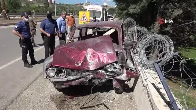 Kaza yapan araç dört takla attı, içerisindeki kişi emniyetin bahçesine uçtu