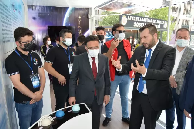 Köylerdeki çocuklara uzayı sevdirecek 'Ali Kuşçu Mobil Uzay Tırı'nın açılışı yapıldı Köylerdeki çocuklara uzayı sevdirecek 'Ali Kuşçu Mobil Uzay Tırı'nın açılışı yapıldı