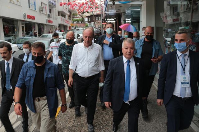 BALIKESİR - Memleket Partisi Genel Başkanı İnce, partisinin İl Başkanlığını açtı