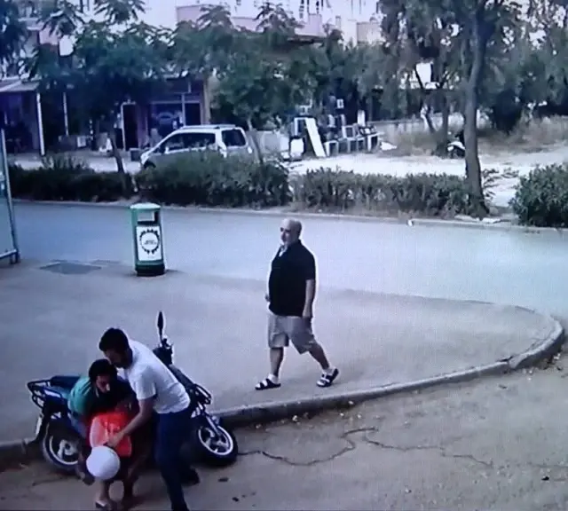 Motosikletin üzerinde neye uğradığını anlamadı, yaka paça yakalanıp tutuklandı