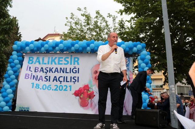 Muharrem İnce Balıkesir'de parti binasını açtı