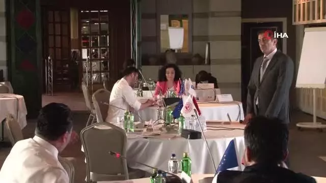 STK ve medya temsilcilerine sivil gözetim eğitimi veriliyor