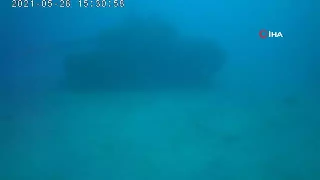 Su altındaki 45 tonluk tank dalış turizminin gözdesi oldu Su altındaki 45 tonluk tank dalış turizminin gözdesi oldu